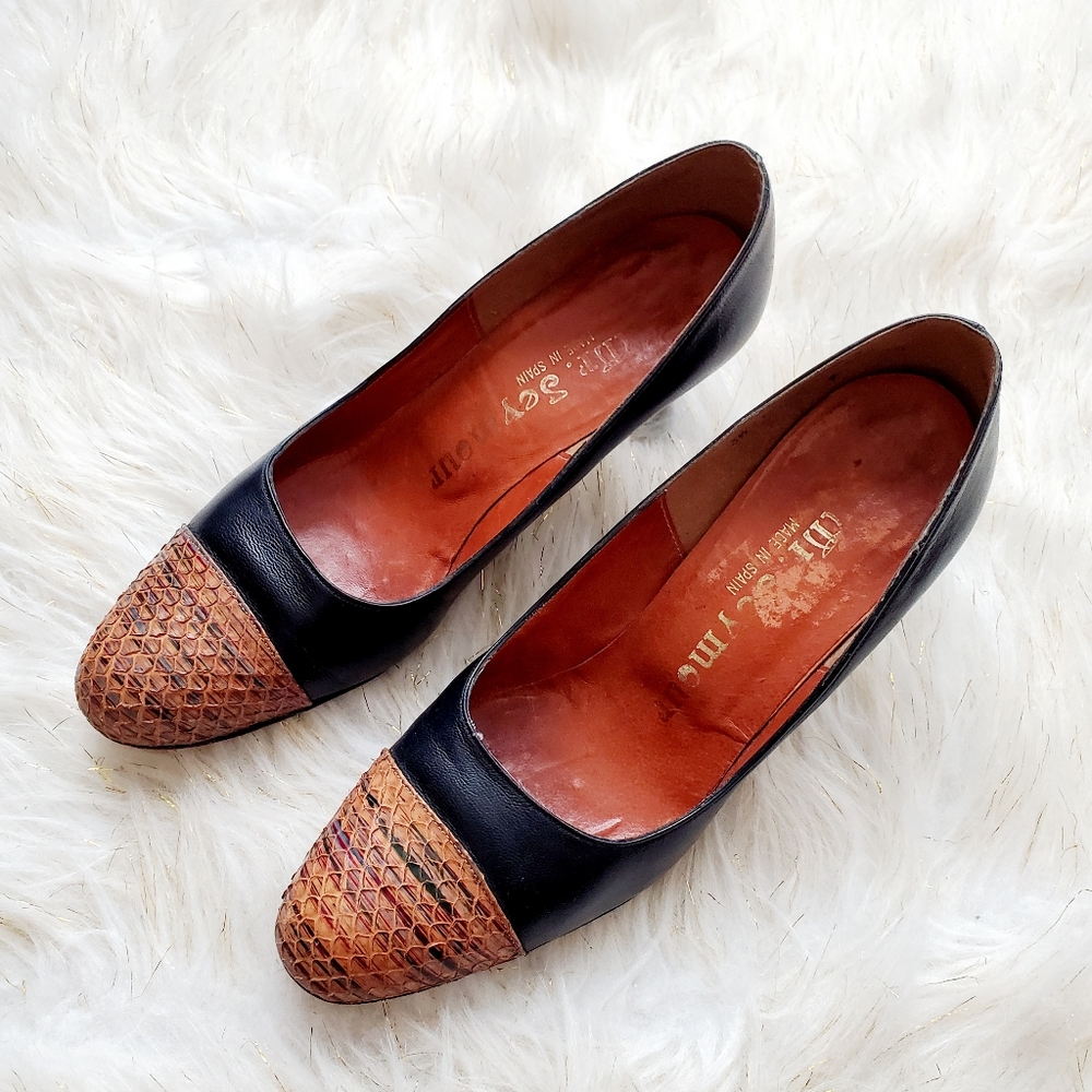 Mr. Seymour vintage black & brown leather pumps